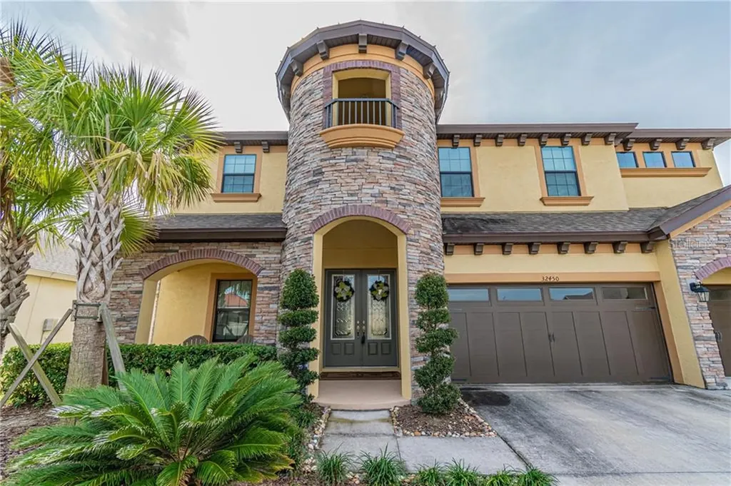 32450 Worden Pass Wesley Chapel FL 33543