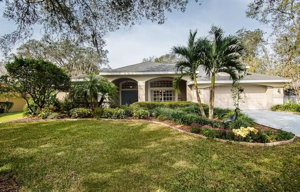 2109 Clubhouse Drive Plant City FL 33566