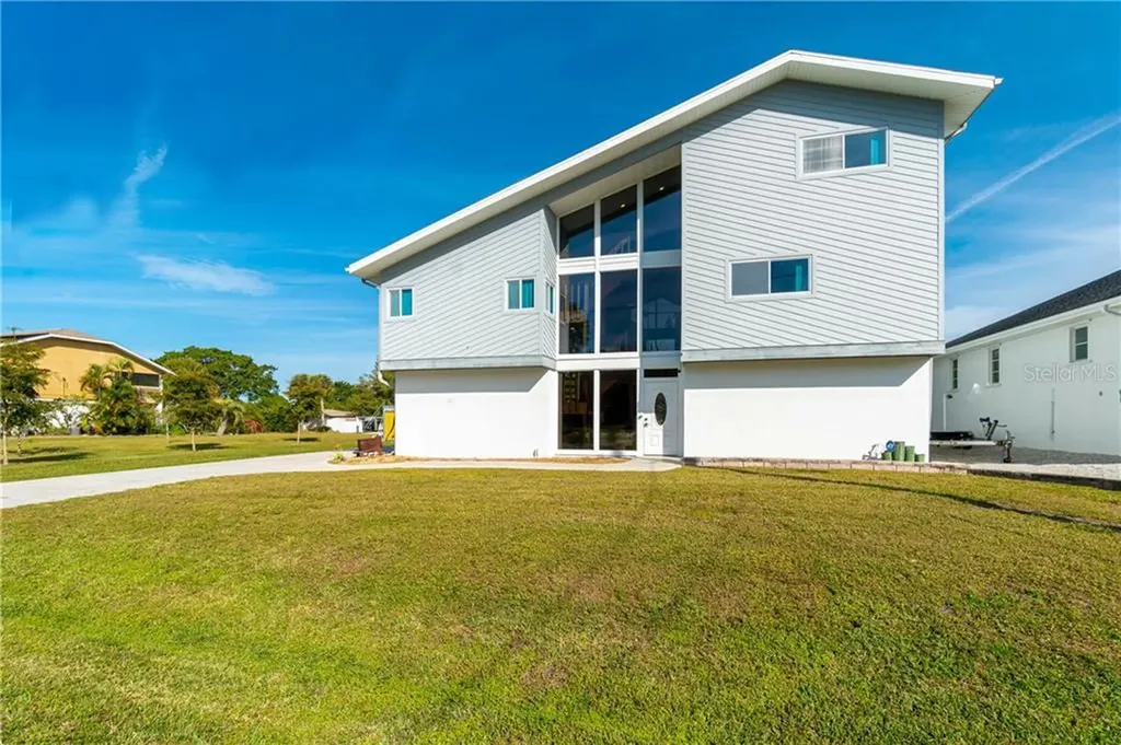 1034 Kant Street Englewood FL 34224