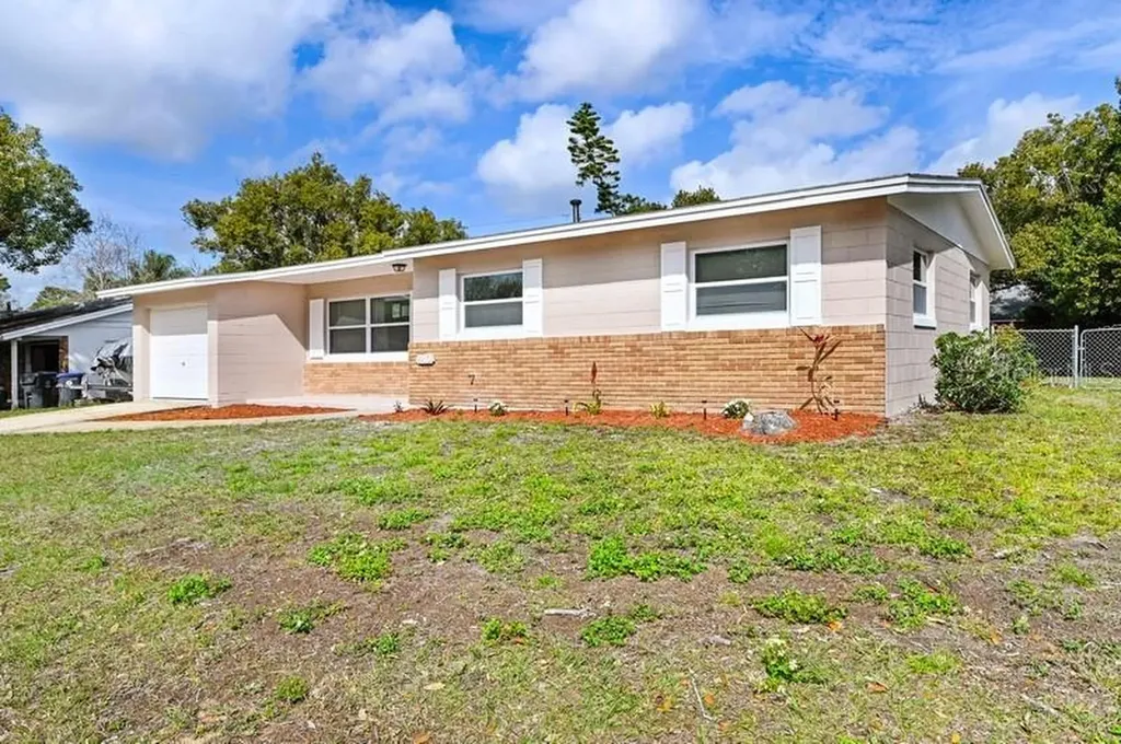 940 Lois Lane Titusville FL 32780