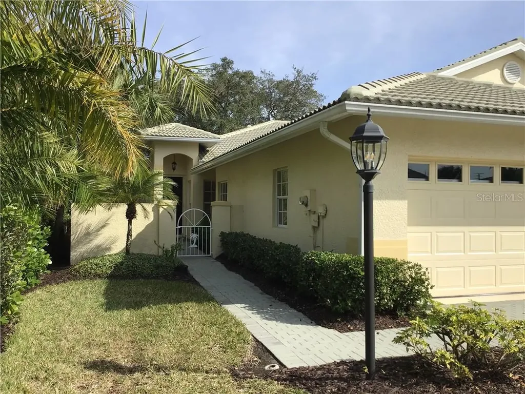 201 Reclinata Circle Venice FL 34292