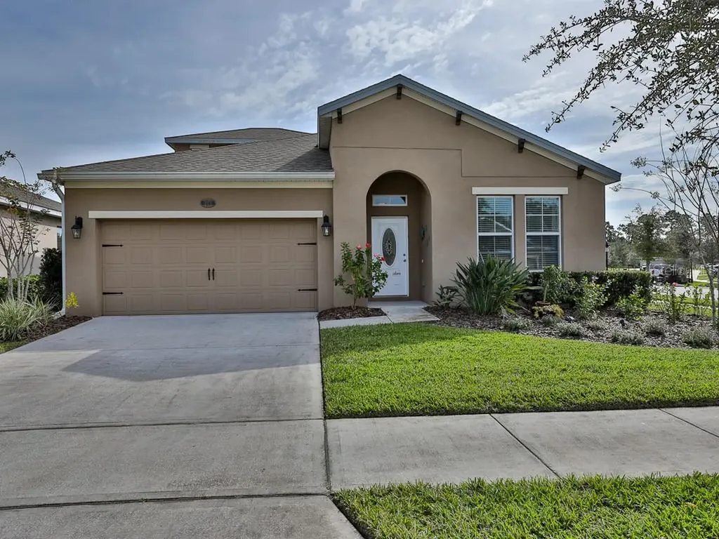 327 W Freesia Court Deland FL 32724