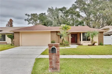 14633 Village Glen Circle Tampa FL 33618