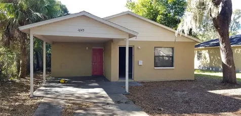 1645 39th Street S St Petersburg FL 33711
