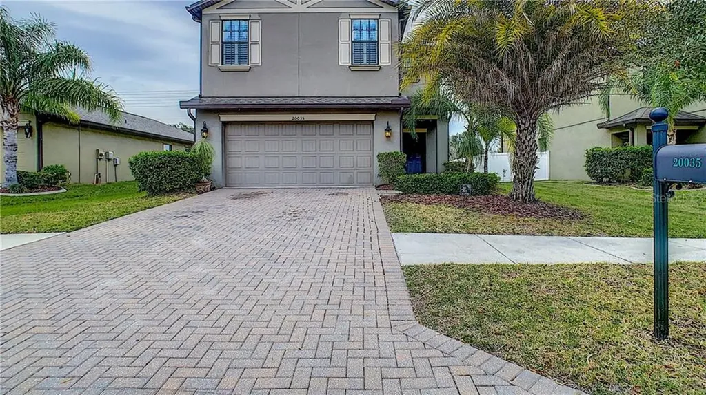 20035 Satin Leaf Avenue Tampa FL 33647