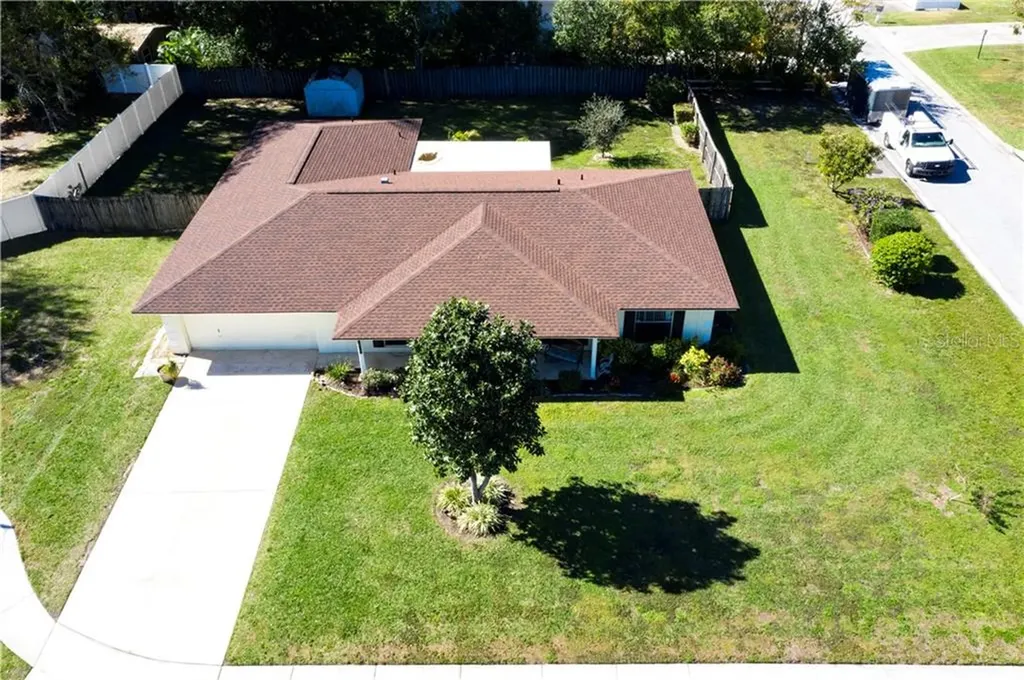 1217 Lady Elaine Drive Valrico FL 33594