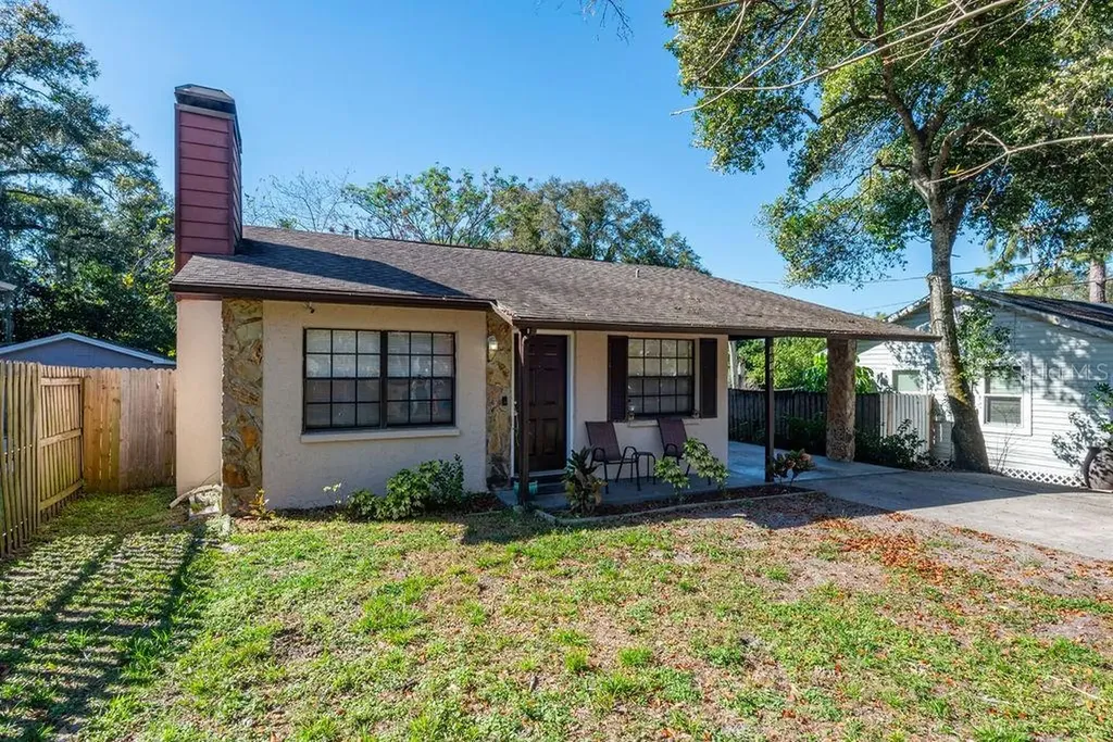 8710 N Orangeview Avenue Tampa FL 33617