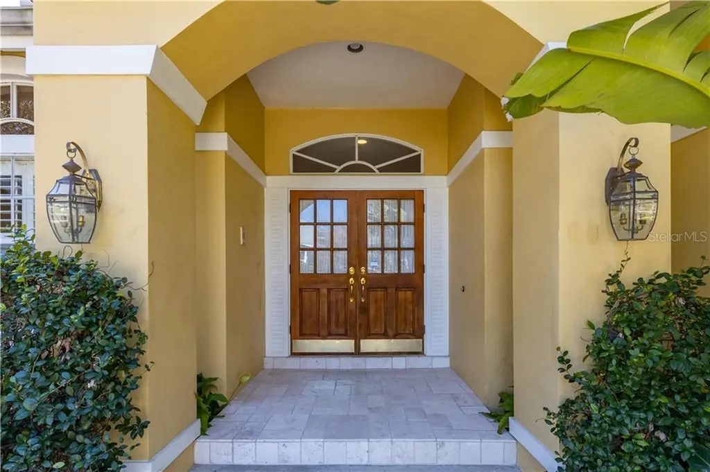 3162 Shoreline Drive Clearwater FL 33760
