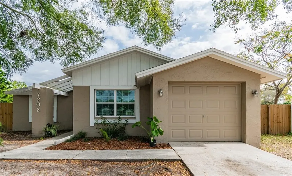 7202 Lunita Court Tampa FL 33625