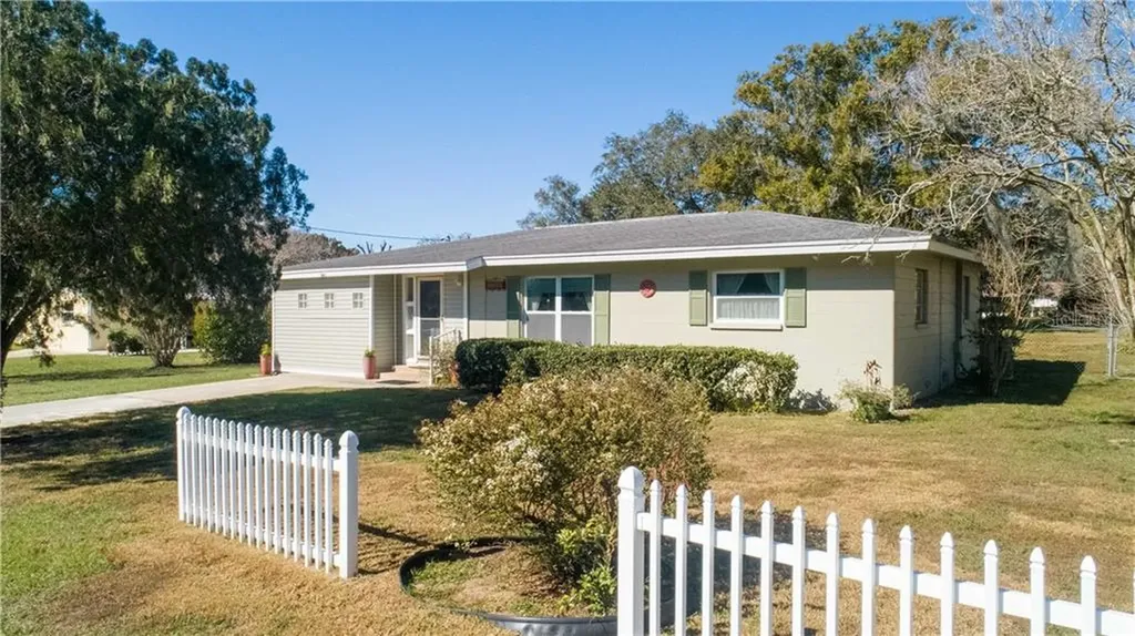 37205 Lemon Avenue Zephyrhills FL 33541