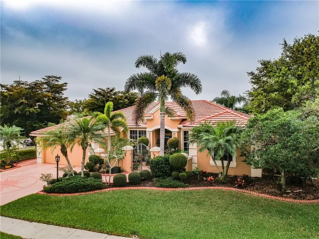 7068 Treymore Court Sarasota FL 34243