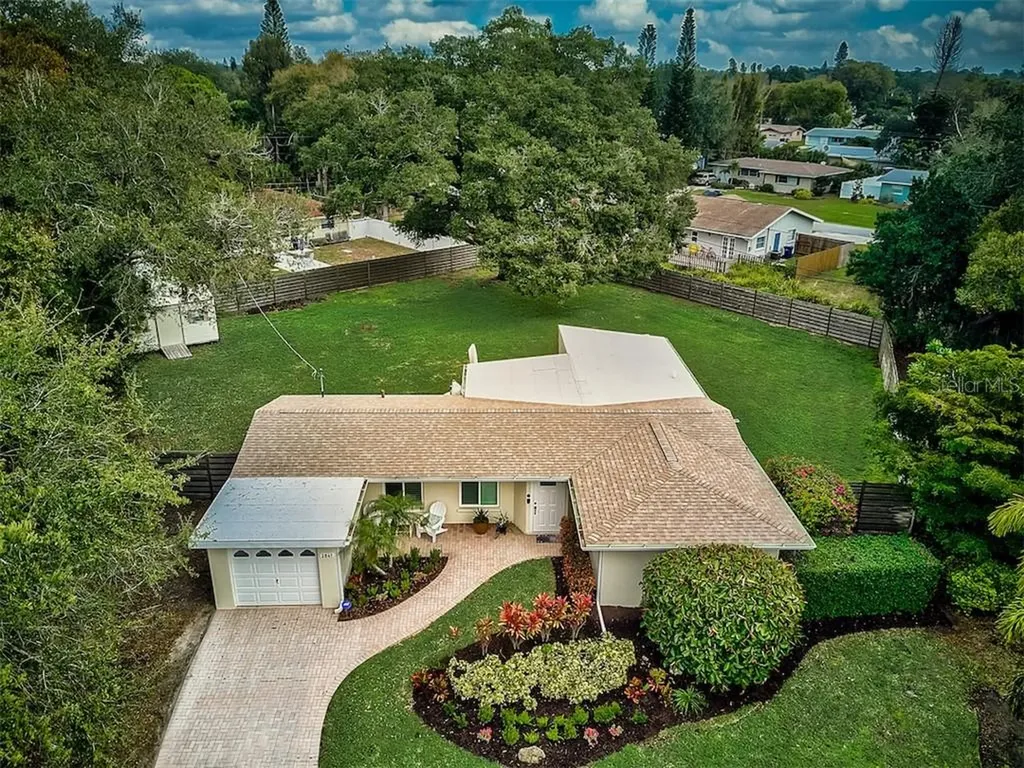 2841 Seaspray Street Sarasota FL 34231