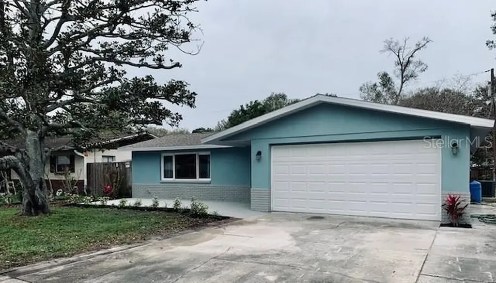 9970 66th Way N Pinellas Park FL 33782