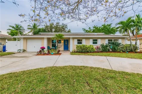 9580 Sun Isle Drive NE St Petersburg FL 33702
