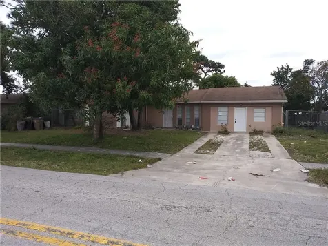 809 Royal Palm Drive Kissimmee FL 34743