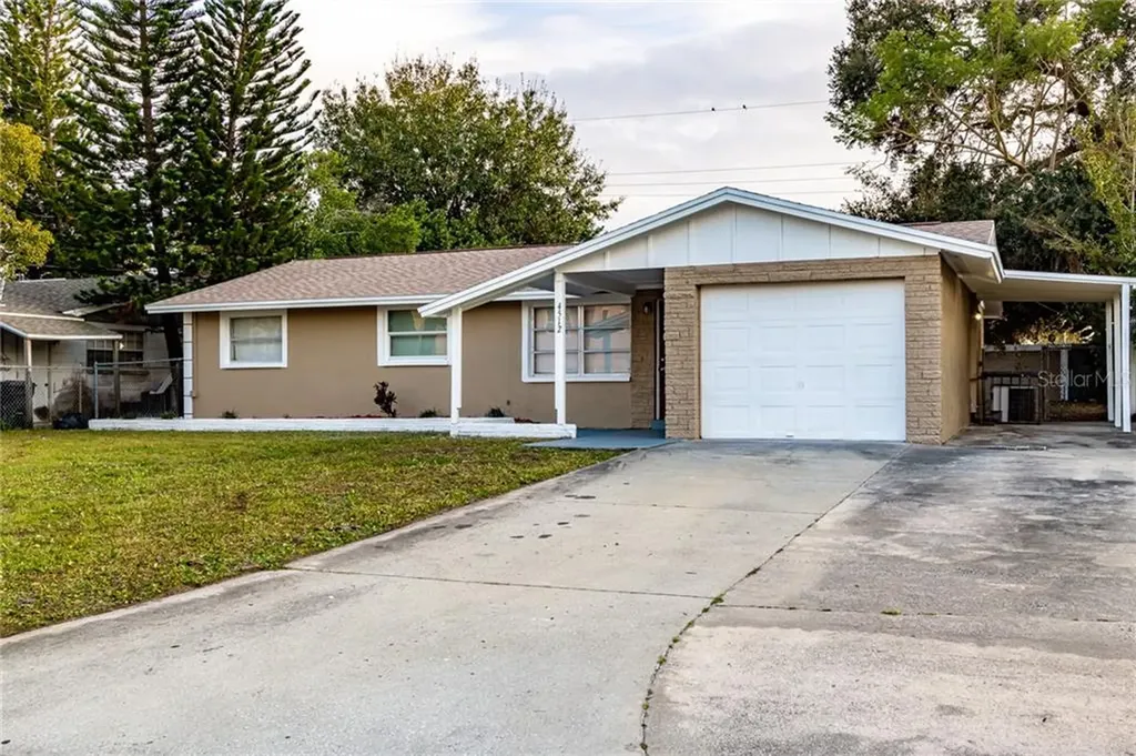 4512 W Elm Street Tampa FL 33614