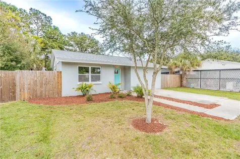 6555 S West Shore Circle Tampa FL 33616