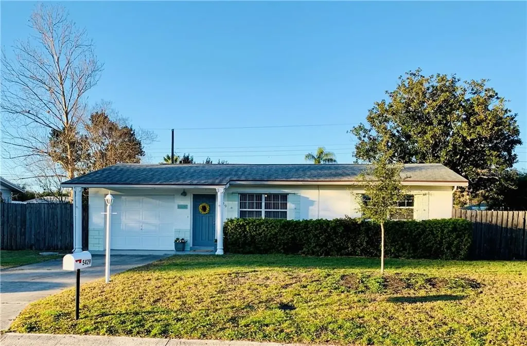 5429 57th Avenue N St Petersburg FL 33709