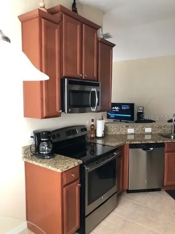 2427 Dakota Cliff Street Ruskin FL 33570