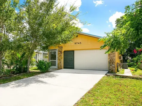 8745 Vamo Road Sarasota FL 34231