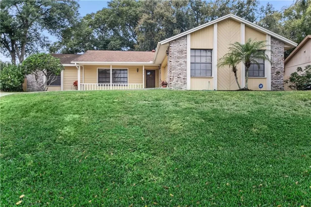 936 American Beauty Street Orlando FL 32818