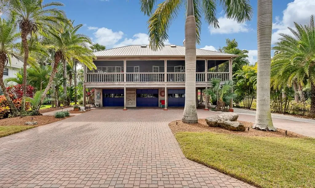 700 Soundview Drive Palm Harbor FL 34683