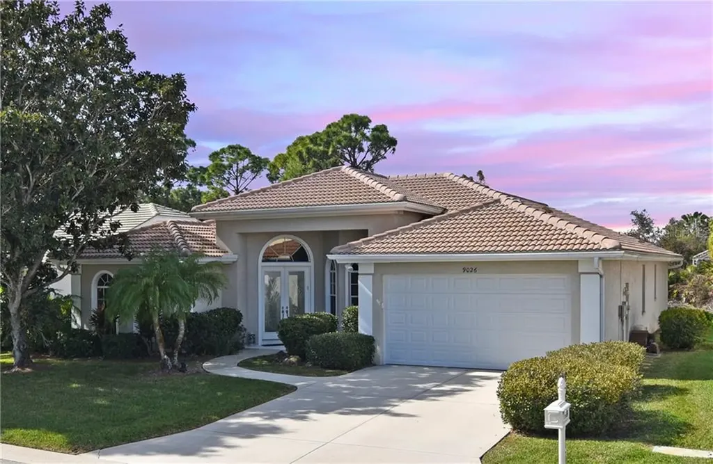 9026 Huntington Pointe Drive Sarasota FL 34238