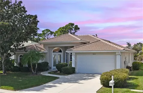 9026 Huntington Pointe Drive Sarasota FL 34238