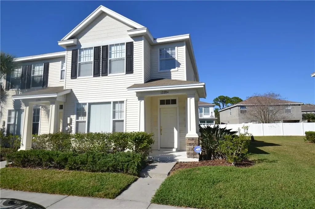 12284 Country White Circle Tampa FL 33635