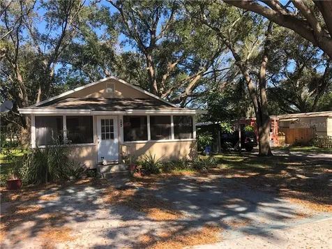 646 2nd Street Polk City FL 33868