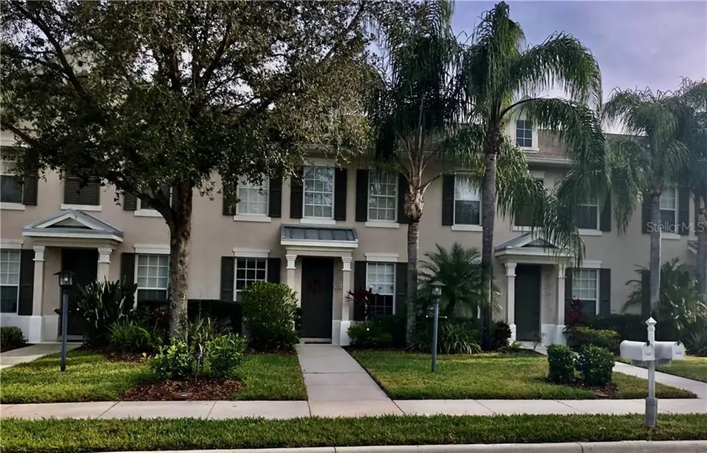 5611 Simonton Street Bradenton FL 34203