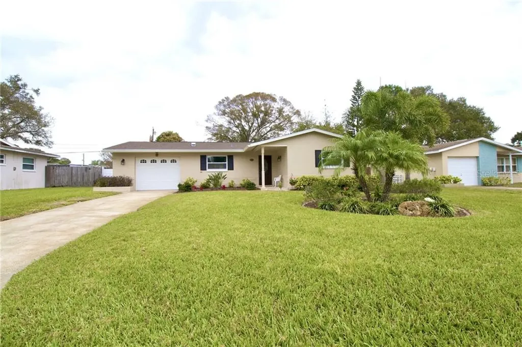 1614 Wildwood Road Clearwater FL 33756