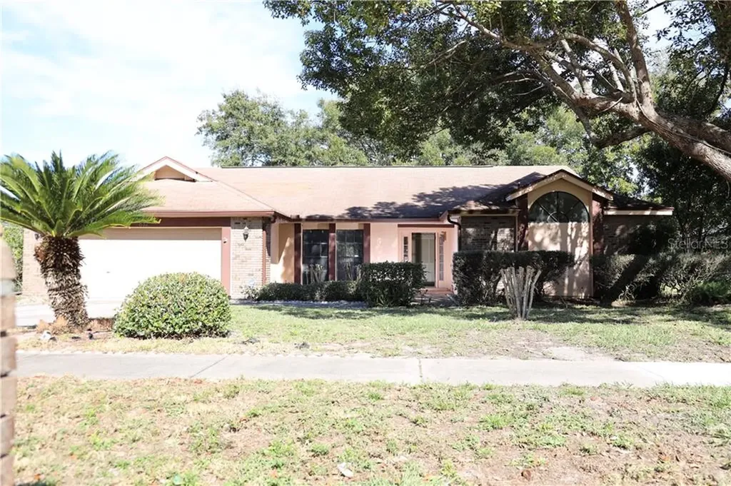 832 Rosemere Circle Orlando FL 32835