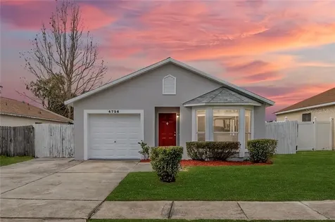 4726 Robbins Avenue Orlando FL 32808