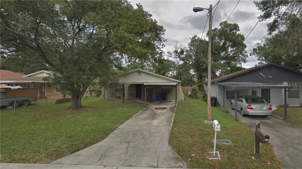 6913 N Cameron Avenue Tampa FL 33614