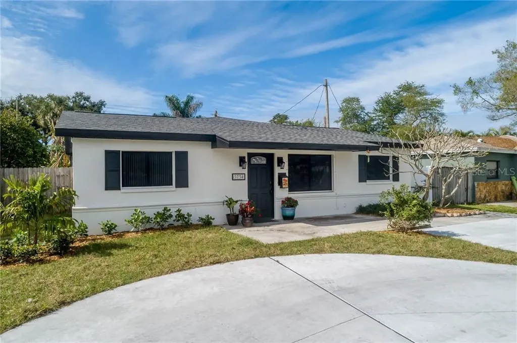 3734 Arkansas Avenue NE St Petersburg FL 33703