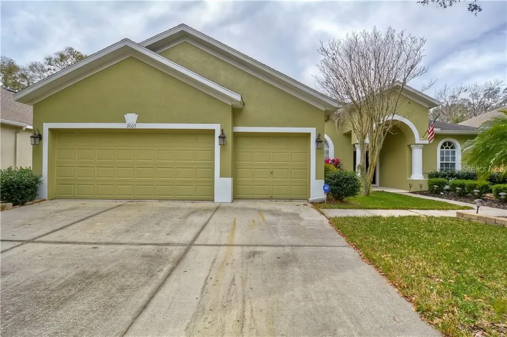 2603 Bonterra Boulevard Valrico FL 33594