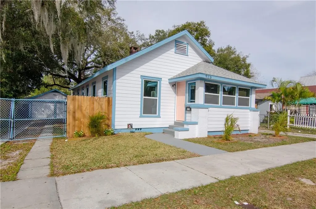 935 10th Avenue S St Petersburg FL 33705