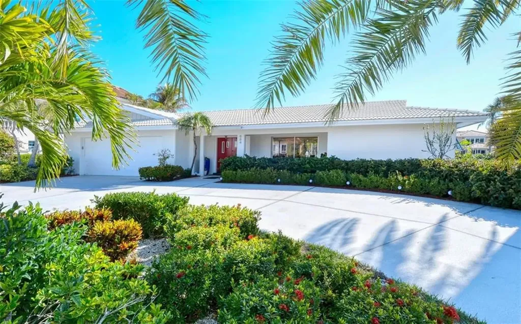584 Yawl Lane Longboat Key FL 34228