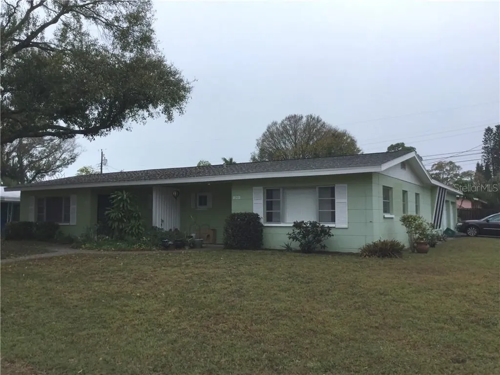 2701 45th Street S Gulfport FL 33711