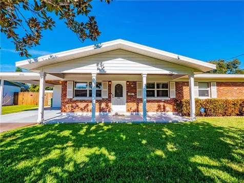 645 Avenue M SE Winter Haven FL 33880
