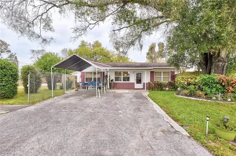 2401 52nd Avenue N St Petersburg FL 33714