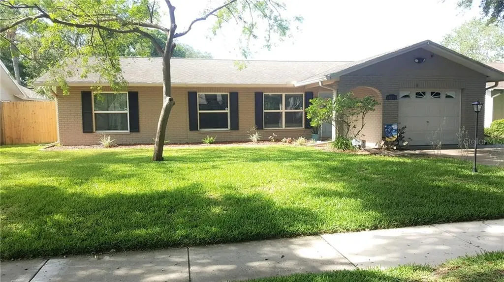 14301 Capitol Drive Tampa FL 33613
