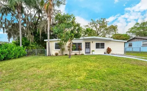 3525 Papai Drive Sarasota FL 34232