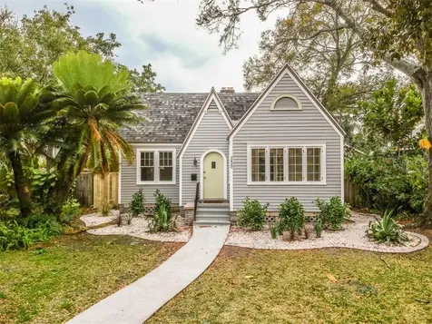 2420 7th Avenue N St Petersburg FL 33713