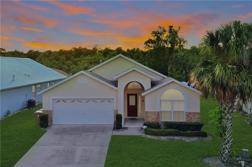2547 Oneida Loop Kissimmee FL 34747