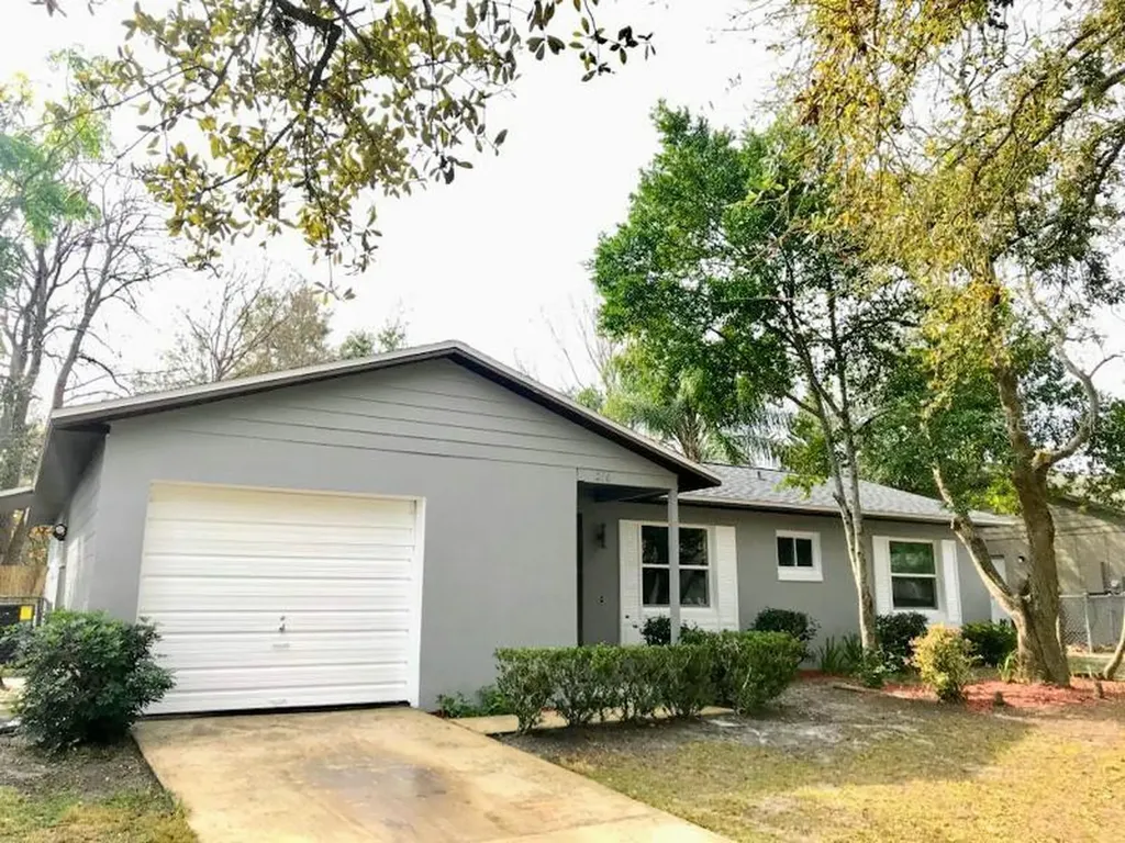 216 Malean Drive Apopka FL 32712