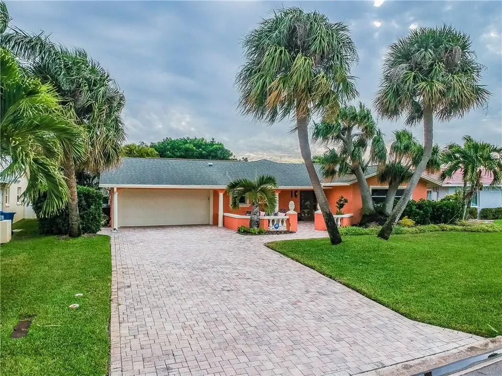 1288 80th Street S St Petersburg FL 33707