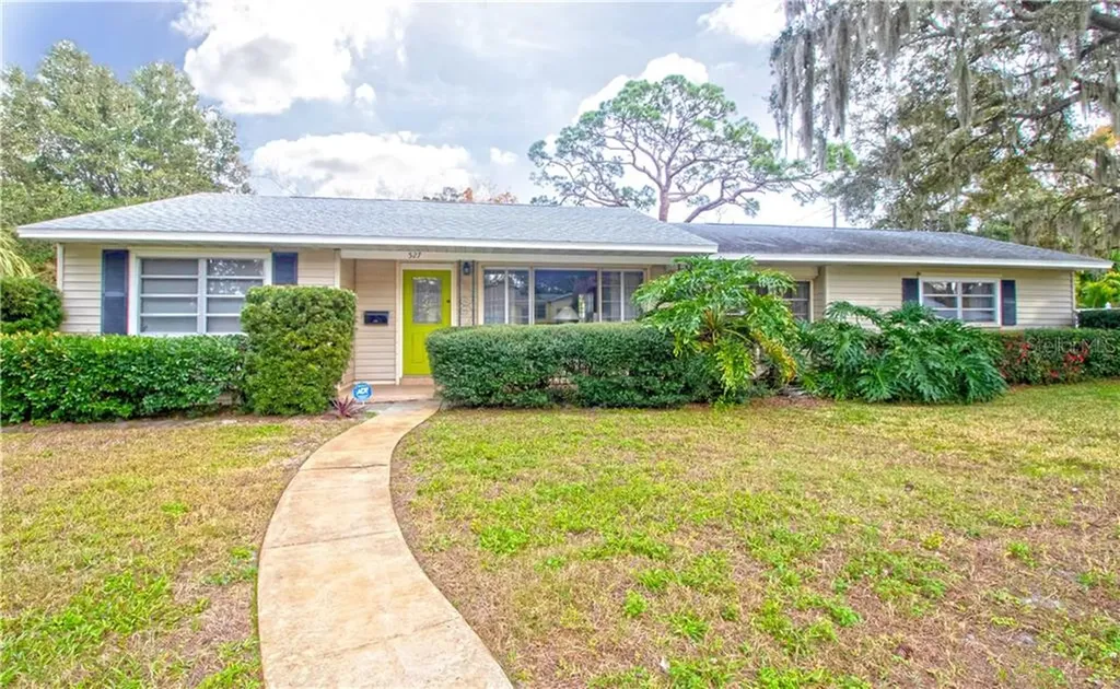 527 73rd Street N St Petersburg FL 33710