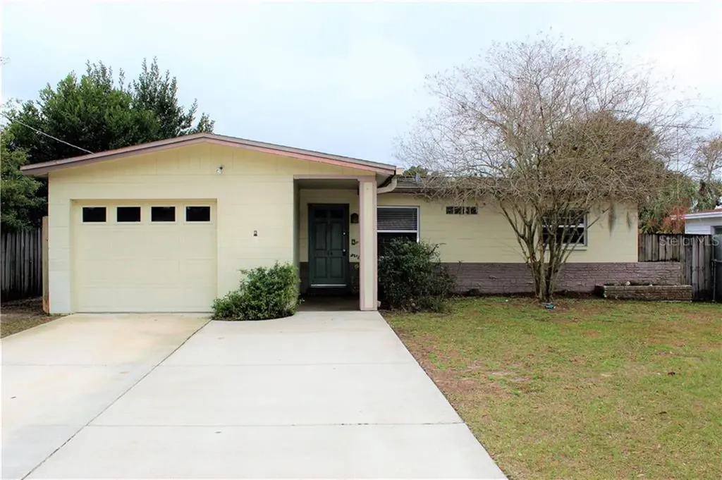 144 Melanie Lane Brandon FL 33510